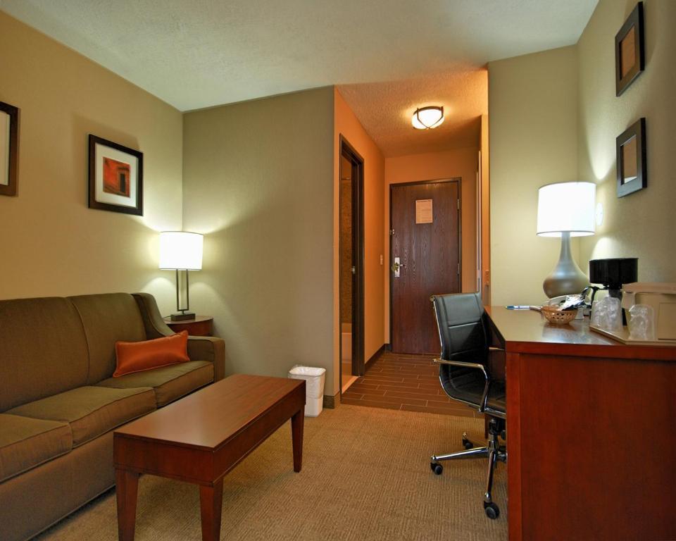 Comfort Inn Albuquerque Airport Bagian luar foto