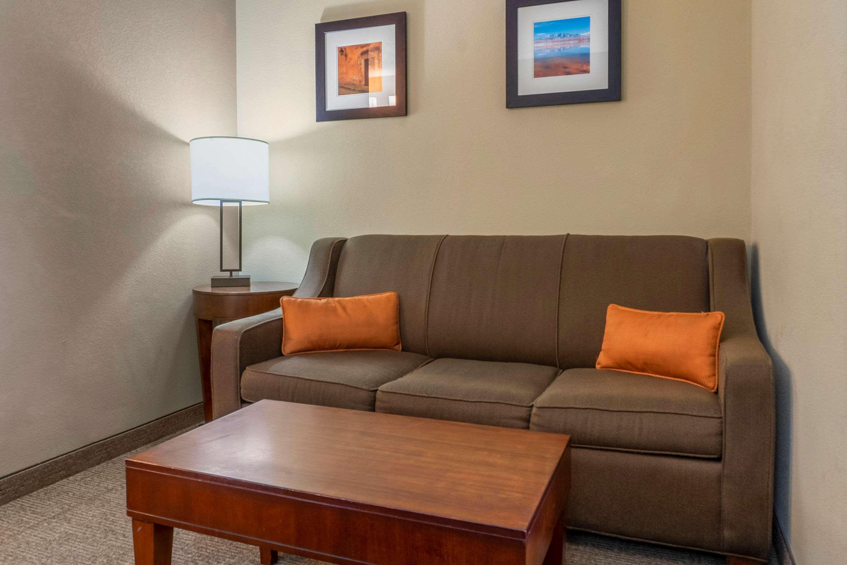 Comfort Inn Albuquerque Airport Bagian luar foto
