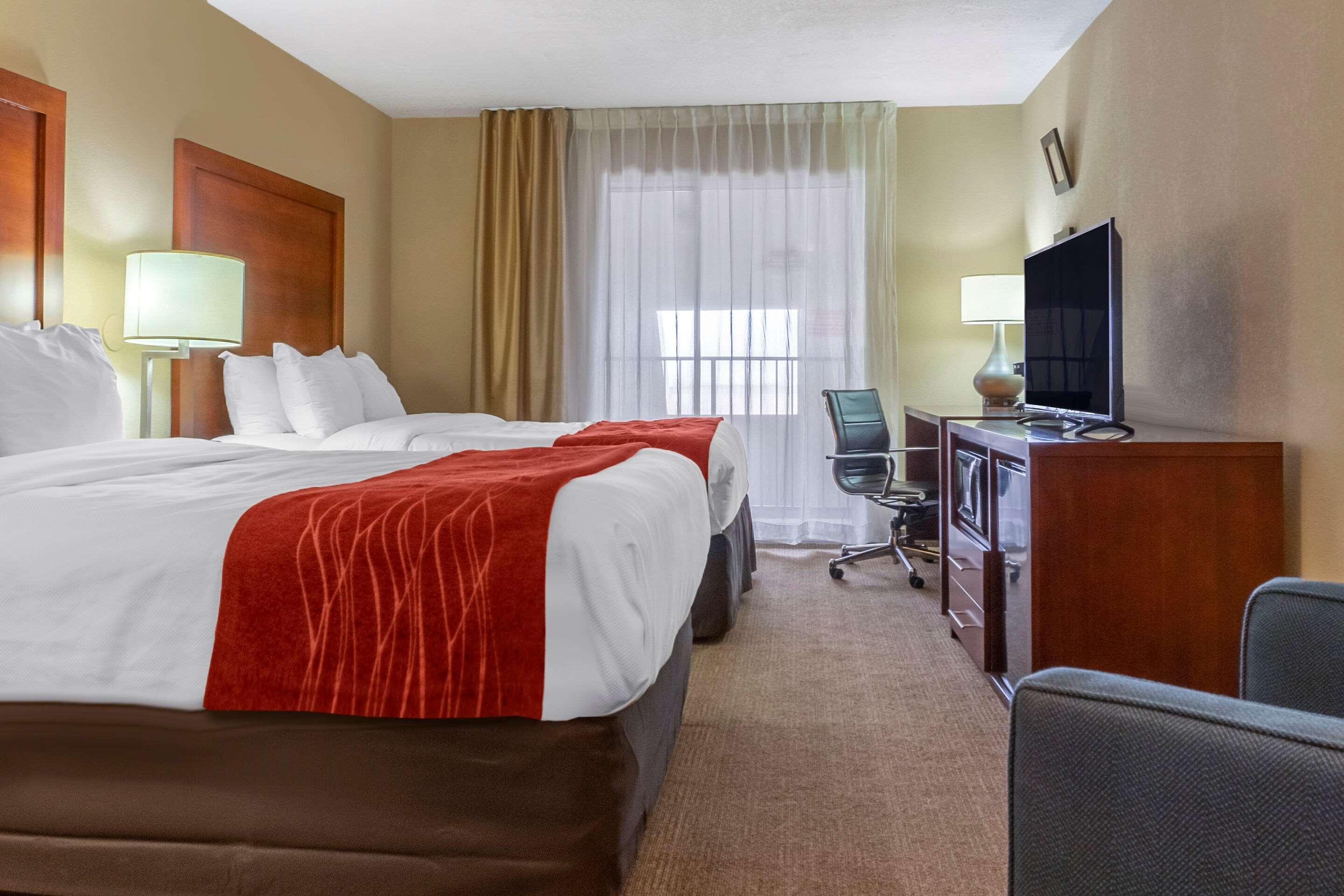 Comfort Inn Albuquerque Airport Bagian luar foto