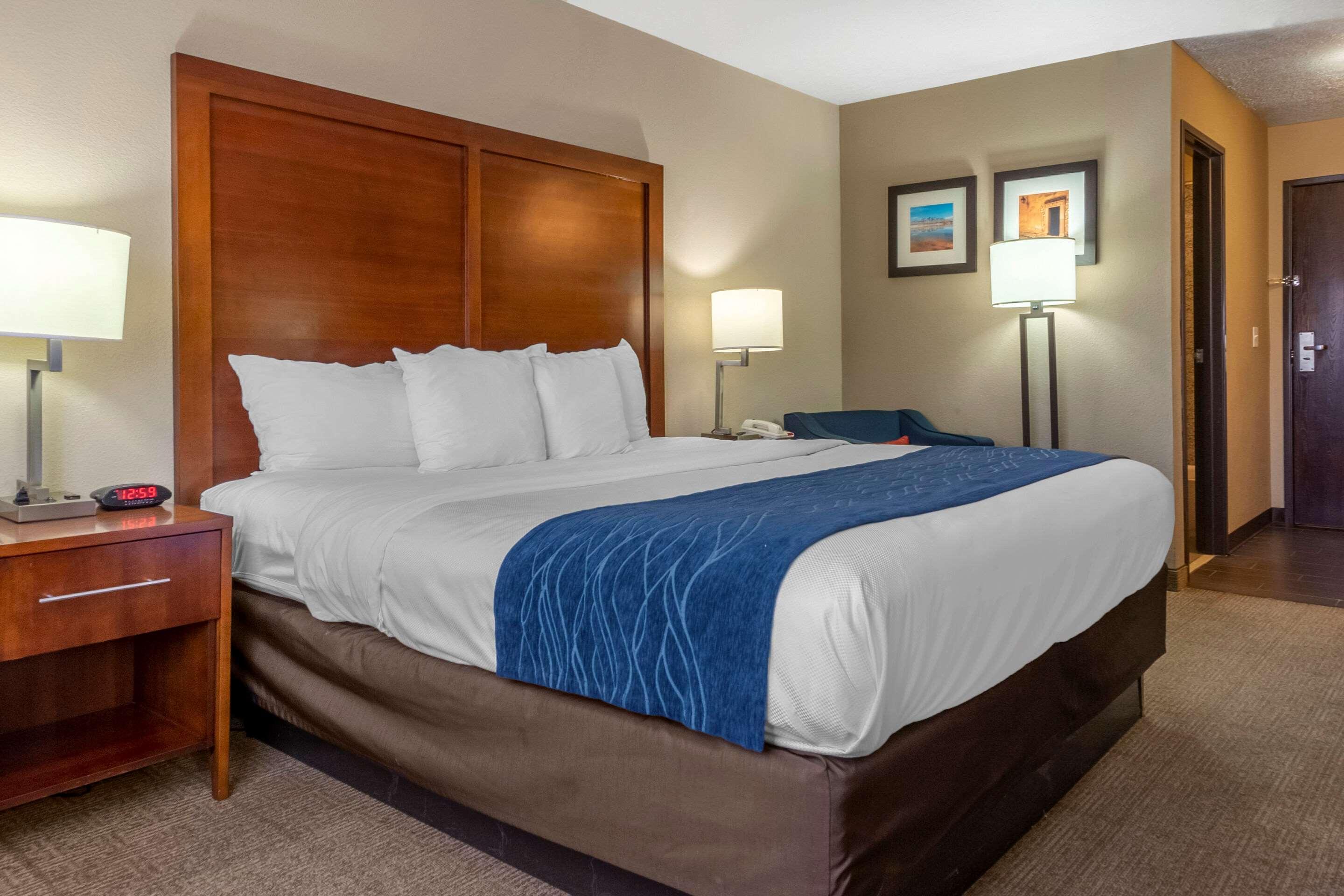 Comfort Inn Albuquerque Airport Bagian luar foto