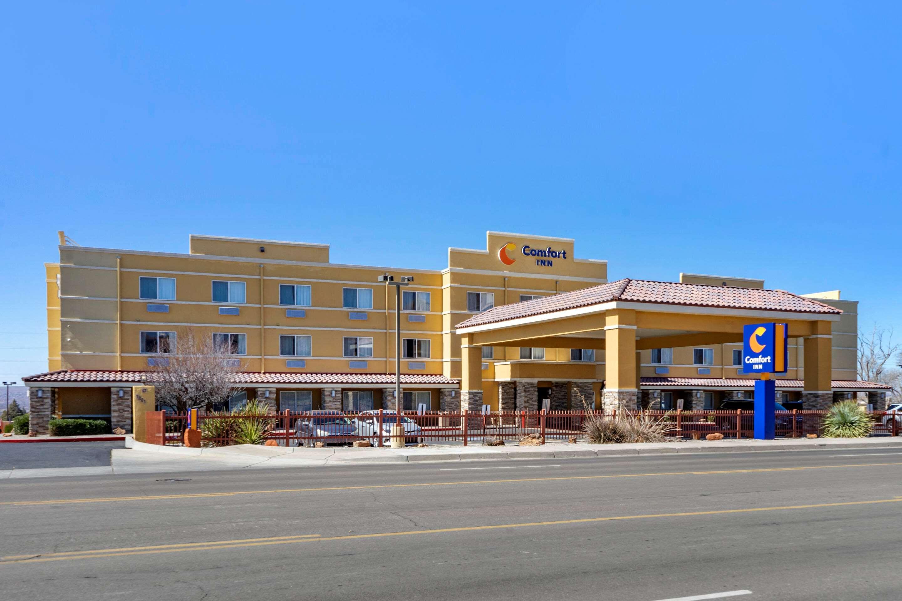 Comfort Inn Albuquerque Airport Bagian luar foto