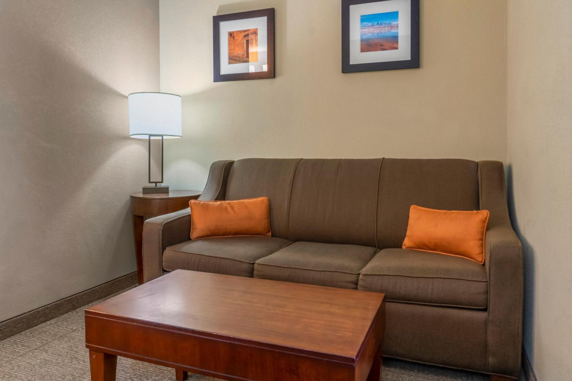 Comfort Inn Albuquerque Airport Bagian luar foto